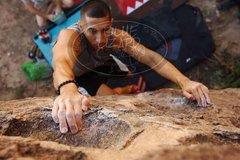 Bouldering in Hueco Tanks on 11/04/2018 with Blue Lizard Climbing and Yoga

Filename: SRM_20181104_1054240.jpg
Aperture: f/4.0
Shutter Speed: 1/320
Body: Canon EOS-1D Mark II
Lens: Canon EF 16-35mm f/2.8 L