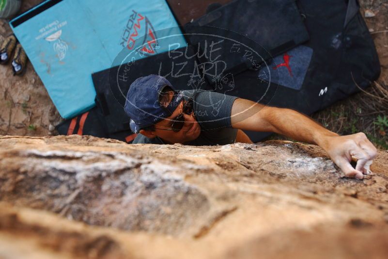 Bouldering in Hueco Tanks on 11/04/2018 with Blue Lizard Climbing and Yoga

Filename: SRM_20181104_1058230.jpg
Aperture: f/4.0
Shutter Speed: 1/320
Body: Canon EOS-1D Mark II
Lens: Canon EF 16-35mm f/2.8 L