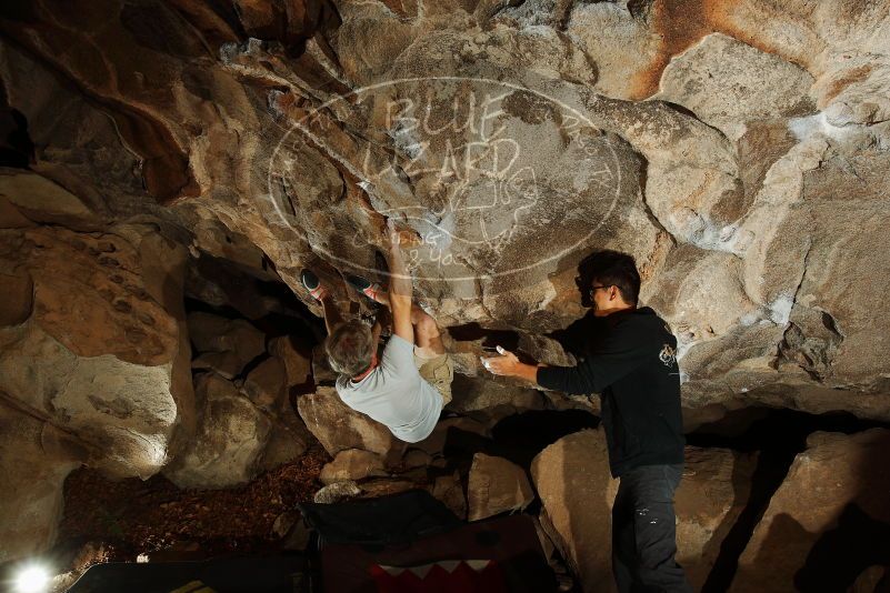 Bouldering in Hueco Tanks on 11/04/2018 with Blue Lizard Climbing and Yoga
Filename: SRM_20181104_1156190.jpg
Aperture: f/8.0
Shutter Speed: 1/250
Body: Canon EOS-1D Mark II
Lens: Canon EF 16-35mm f/2.8 L