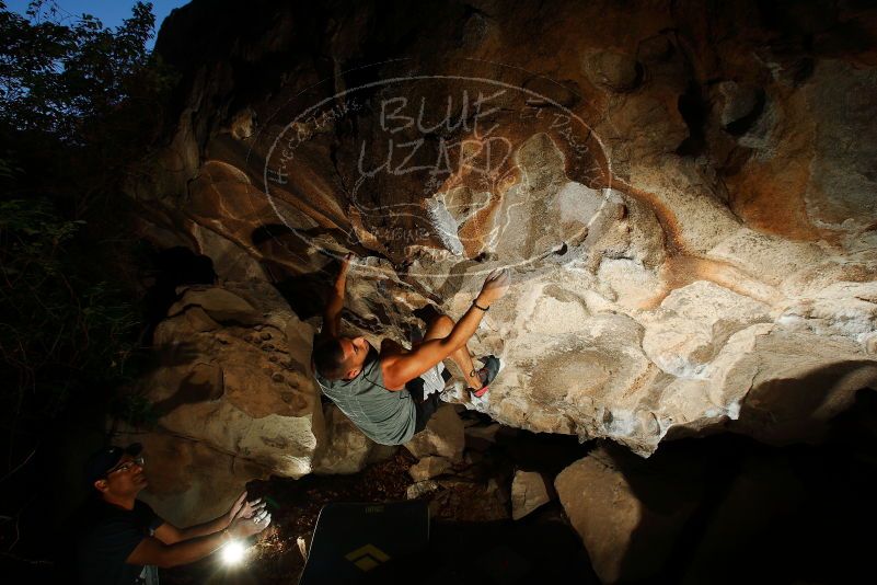 Bouldering in Hueco Tanks on 11/04/2018 with Blue Lizard Climbing and Yoga

Filename: SRM_20181104_1251090.jpg
Aperture: f/8.0
Shutter Speed: 1/250
Body: Canon EOS-1D Mark II
Lens: Canon EF 16-35mm f/2.8 L