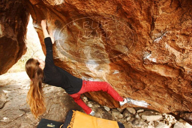 Bouldering in Hueco Tanks on 11/10/2018 with Blue Lizard Climbing and Yoga
Filename: SRM_20181110_1220430.jpg
Aperture: f/4.0
Shutter Speed: 1/200
Body: Canon EOS-1D Mark II
Lens: Canon EF 16-35mm f/2.8 L