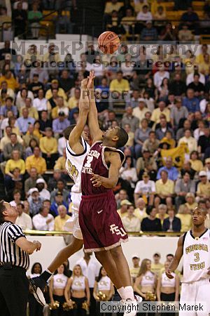 

Filename: img_2957_std.jpg
Aperture: f/2.8
Shutter Speed: 1/500
Body: Canon EOS DIGITAL REBEL
Lens: Canon EF 80-200mm f/2.8 L