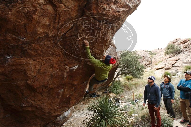 Bouldering in Hueco Tanks on 11/10/2018 with Blue Lizard Climbing and Yoga
Filename: SRM_20181110_1144370.jpg
Aperture: f/5.6
Shutter Speed: 1/250
Body: Canon EOS-1D Mark II
Lens: Canon EF 16-35mm f/2.8 L