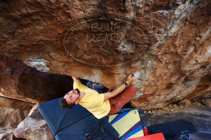Bouldering in Hueco Tanks on 11/11/2018 with Blue Lizard Climbing and Yoga
Filename: SRM_20181111_1546441.jpg
Aperture: f/4.0
Shutter Speed: 1/200
Body: Canon EOS-1D Mark II
Lens: Canon EF 16-35mm f/2.8 L