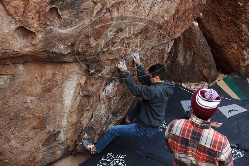 Bouldering in Hueco Tanks on 11/24/2018 with Blue Lizard Climbing and Yoga
Filename: SRM_20181124_1022460.jpg
Aperture: f/4.5
Shutter Speed: 1/250
Body: Canon EOS-1D Mark II
Lens: Canon EF 16-35mm f/2.8 L