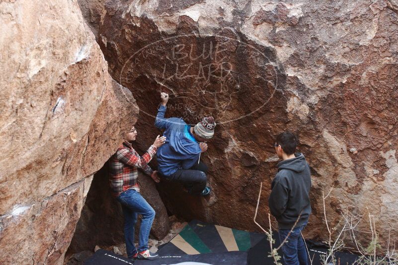 Bouldering in Hueco Tanks on 11/24/2018 with Blue Lizard Climbing and Yoga
Filename: SRM_20181124_1044130.jpg
Aperture: f/4.0
Shutter Speed: 1/250
Body: Canon EOS-1D Mark II
Lens: Canon EF 16-35mm f/2.8 L