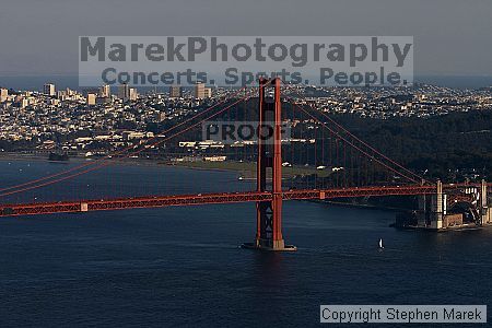 

Filename: crw_0280_std.jpg
Aperture: f/7.1
Shutter Speed: 1/400
Body: Canon EOS DIGITAL REBEL
Lens: Canon EF 80-200mm f/2.8 L