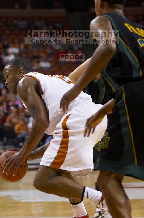 1020409145

Filename: SRM_20060214_192946_8.jpg
Aperture: f/3.5
Shutter Speed: 1/400
Body: Canon EOS 20D
Lens: Canon EF 80-200mm f/2.8 L