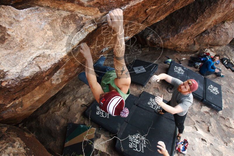 Bouldering in Hueco Tanks on 11/24/2018 with Blue Lizard Climbing and Yoga
Filename: SRM_20181124_1333442.jpg
Aperture: f/8.0
Shutter Speed: 1/250
Body: Canon EOS-1D Mark II
Lens: Canon EF 16-35mm f/2.8 L