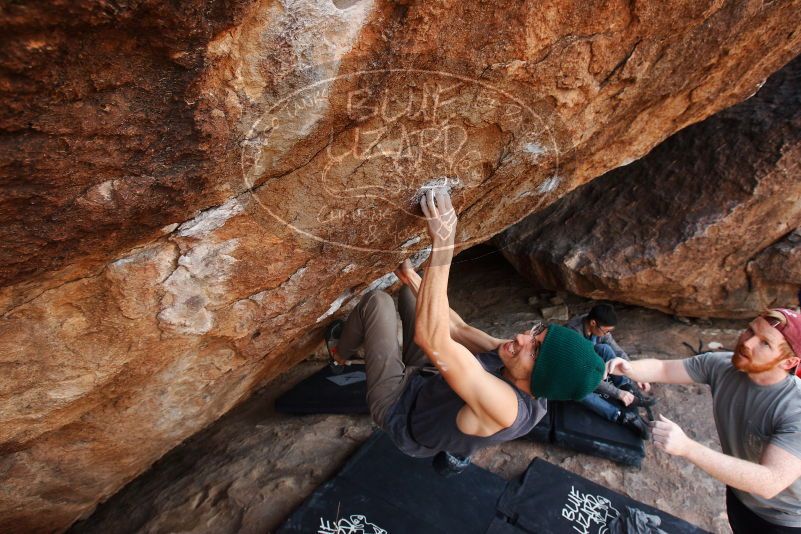 Bouldering in Hueco Tanks on 11/24/2018 with Blue Lizard Climbing and Yoga
Filename: SRM_20181124_1340010.jpg
Aperture: f/6.3
Shutter Speed: 1/320
Body: Canon EOS-1D Mark II
Lens: Canon EF 16-35mm f/2.8 L