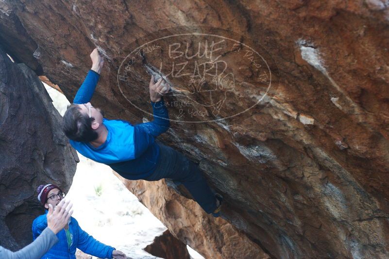 Bouldering in Hueco Tanks on 11/24/2018 with Blue Lizard Climbing and Yoga
Filename: SRM_20181124_1555431.jpg
Aperture: f/3.5
Shutter Speed: 1/320
Body: Canon EOS-1D Mark II
Lens: Canon EF 50mm f/1.8 II