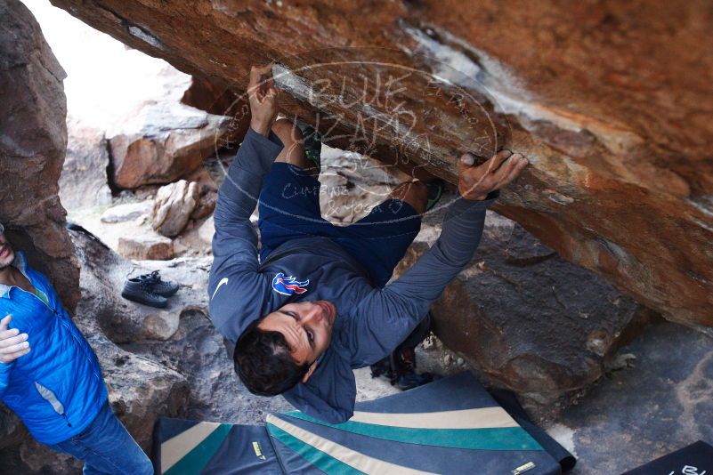Bouldering in Hueco Tanks on 11/24/2018 with Blue Lizard Climbing and Yoga
Filename: SRM_20181124_1619120.jpg
Aperture: f/4.0
Shutter Speed: 1/250
Body: Canon EOS-1D Mark II
Lens: Canon EF 16-35mm f/2.8 L