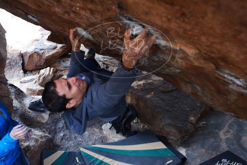 Bouldering in Hueco Tanks on 11/24/2018 with Blue Lizard Climbing and Yoga
Filename: SRM_20181124_1619130.jpg
Aperture: f/4.5
Shutter Speed: 1/250
Body: Canon EOS-1D Mark II
Lens: Canon EF 16-35mm f/2.8 L