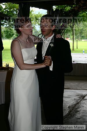 

Filename: img_9584_std.jpg
Aperture: f/5.6
Shutter Speed: 1/60
Body: Canon EOS DIGITAL REBEL
Lens: Canon EF-S 18-55mm f/3.5-5.6