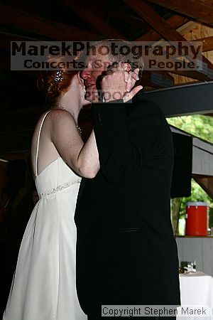 

Filename: img_9591_std.jpg
Aperture: f/5.6
Shutter Speed: 1/60
Body: Canon EOS DIGITAL REBEL
Lens: Canon EF-S 18-55mm f/3.5-5.6