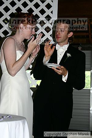 

Filename: img_9634_std.jpg
Aperture: f/5.6
Shutter Speed: 1/60
Body: Canon EOS DIGITAL REBEL
Lens: Canon EF-S 18-55mm f/3.5-5.6