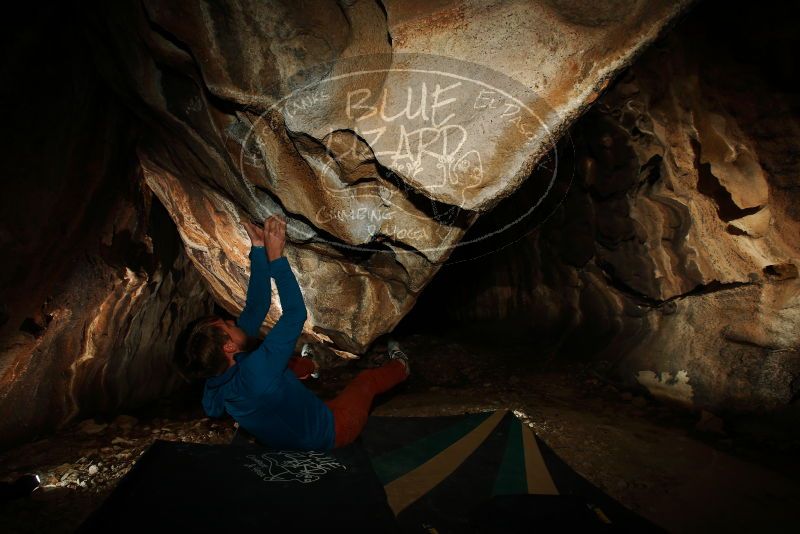 Bouldering in Hueco Tanks on 11/23/2018 with Blue Lizard Climbing and Yoga

Filename: SRM_20181123_1727340.jpg
Aperture: f/8.0
Shutter Speed: 1/250
Body: Canon EOS-1D Mark II
Lens: Canon EF 16-35mm f/2.8 L