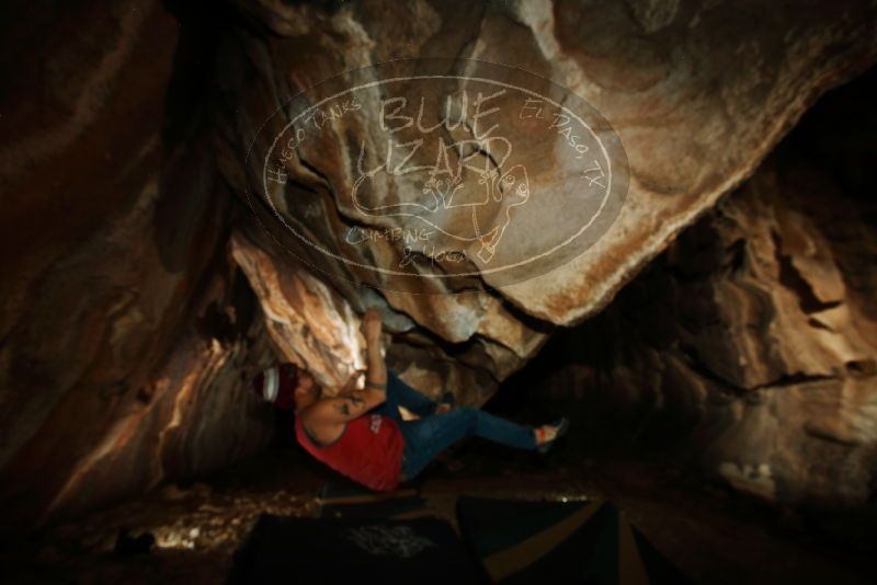 Bouldering in Hueco Tanks on 11/23/2018 with Blue Lizard Climbing and Yoga

Filename: SRM_20181123_1742590.jpg
Aperture: f/8.0
Shutter Speed: 1/250
Body: Canon EOS-1D Mark II
Lens: Canon EF 16-35mm f/2.8 L