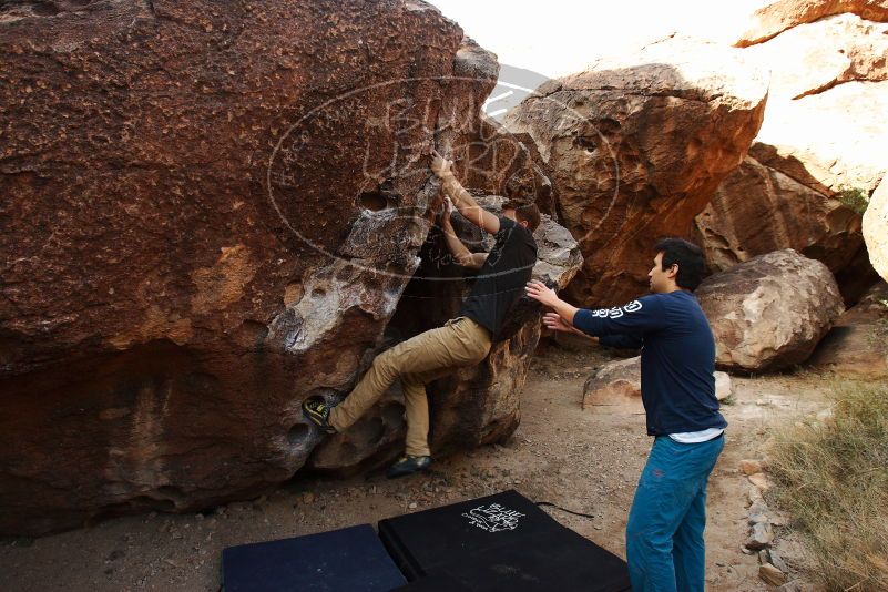 Bouldering in Hueco Tanks on 11/22/2018 with Blue Lizard Climbing and Yoga
Filename: SRM_20181122_1015330.jpg
Aperture: f/5.6
Shutter Speed: 1/250
Body: Canon EOS-1D Mark II
Lens: Canon EF 16-35mm f/2.8 L