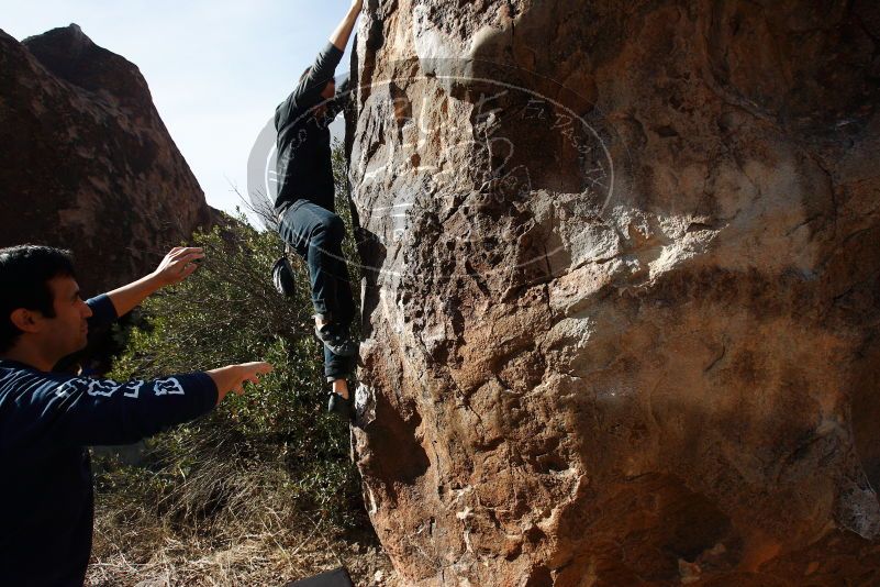 Bouldering in Hueco Tanks on 11/22/2018 with Blue Lizard Climbing and Yoga
Filename: SRM_20181122_1028310.jpg
Aperture: f/5.6
Shutter Speed: 1/2000
Body: Canon EOS-1D Mark II
Lens: Canon EF 16-35mm f/2.8 L