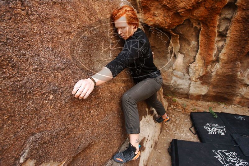 Bouldering in Hueco Tanks on 11/22/2018 with Blue Lizard Climbing and Yoga
Filename: SRM_20181122_1113040.jpg
Aperture: f/4.0
Shutter Speed: 1/250
Body: Canon EOS-1D Mark II
Lens: Canon EF 16-35mm f/2.8 L