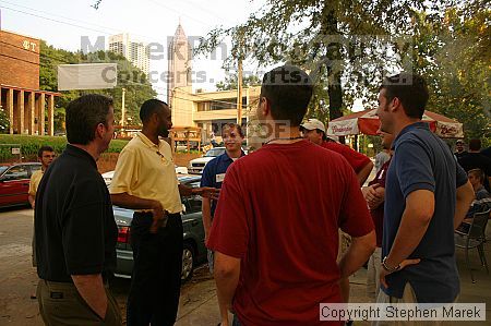 

Filename: crw_9877_std.jpg
Aperture: f/5.0
Shutter Speed: 1/60
Body: Canon EOS DIGITAL REBEL
Lens: Canon EF-S 18-55mm f/3.5-5.6