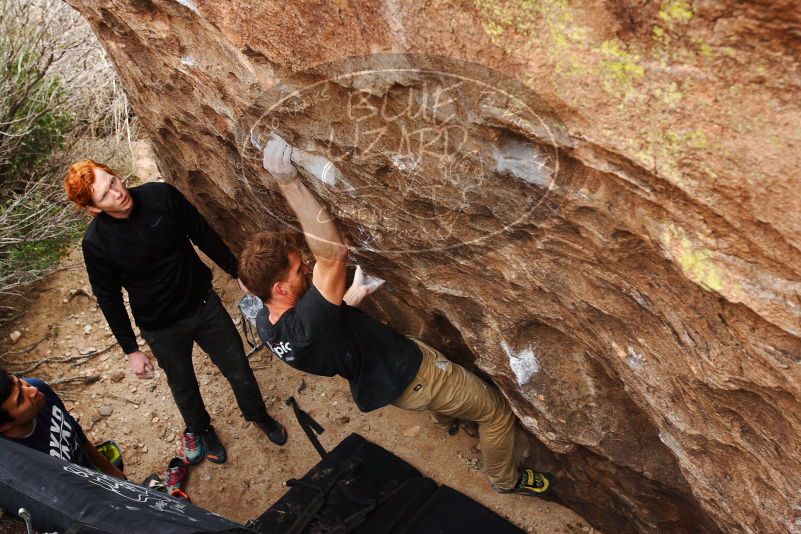 Bouldering in Hueco Tanks on 11/22/2018 with Blue Lizard Climbing and Yoga
Filename: SRM_20181122_1255150.jpg
Aperture: f/5.6
Shutter Speed: 1/400
Body: Canon EOS-1D Mark II
Lens: Canon EF 16-35mm f/2.8 L
