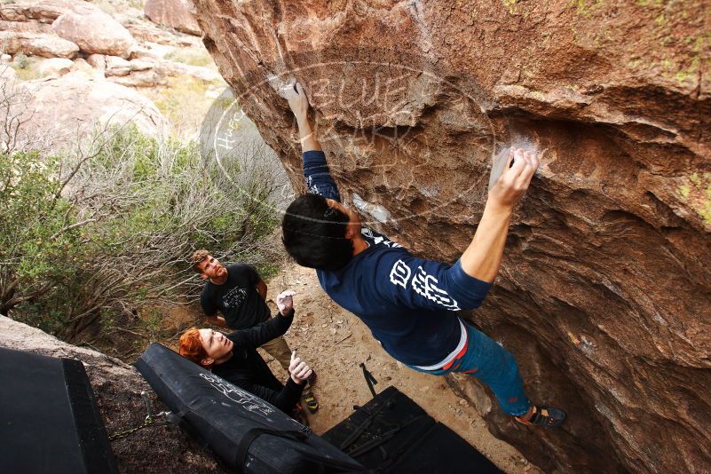 Bouldering in Hueco Tanks on 11/22/2018 with Blue Lizard Climbing and Yoga
Filename: SRM_20181122_1256410.jpg
Aperture: f/5.6
Shutter Speed: 1/400
Body: Canon EOS-1D Mark II
Lens: Canon EF 16-35mm f/2.8 L