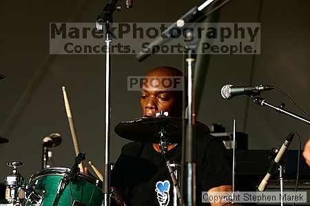 

Filename: img_9222_std.jpg
Aperture: f/5.6
Shutter Speed: 1/320
Body: Canon EOS DIGITAL REBEL
Lens: Canon EF 80-200mm f/2.8 L