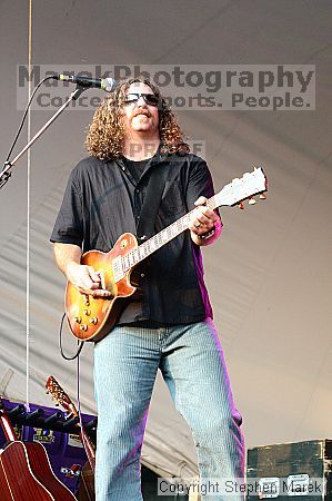 

Filename: crw_9320_std.jpg
Aperture: f/5.0
Shutter Speed: 1/100
Body: Canon EOS DIGITAL REBEL
Lens: Canon EF 50mm f/1.8 II