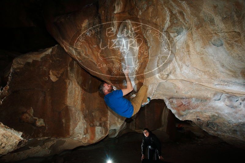 Bouldering in Hueco Tanks on 11/20/2018 with Blue Lizard Climbing and Yoga
Filename: SRM_20181120_1711140.jpg
Aperture: f/8.0
Shutter Speed: 1/250
Body: Canon EOS-1D Mark II
Lens: Canon EF 16-35mm f/2.8 L