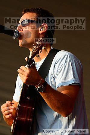 

Filename: crw_9250_std.jpg
Aperture: f/10.0
Shutter Speed: 1/80
Body: Canon EOS DIGITAL REBEL
Lens: Canon EF 80-200mm f/2.8 L