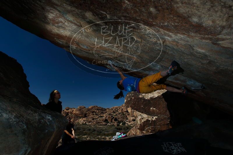 Bouldering in Hueco Tanks on 11/19/2018 with Blue Lizard Climbing and Yoga
Filename: SRM_20181119_1420180.jpg
Aperture: f/8.0
Shutter Speed: 1/250
Body: Canon EOS-1D Mark II
Lens: Canon EF 16-35mm f/2.8 L