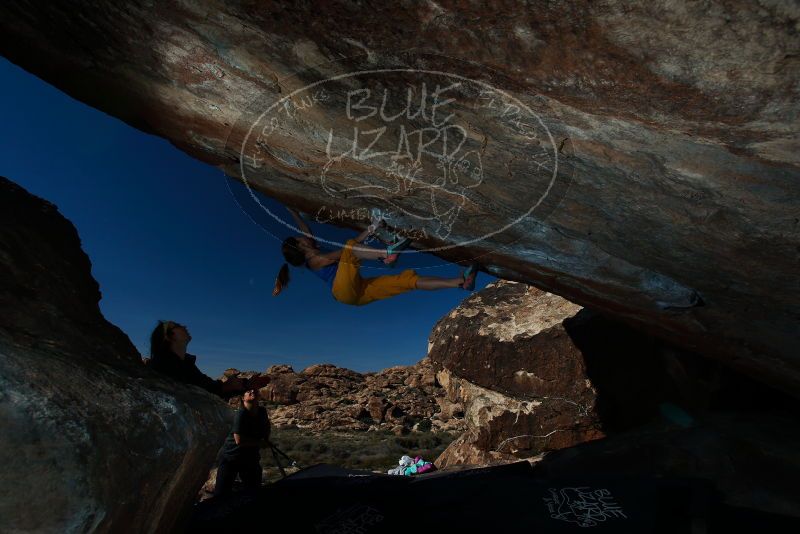 Bouldering in Hueco Tanks on 11/19/2018 with Blue Lizard Climbing and Yoga
Filename: SRM_20181119_1429120.jpg
Aperture: f/8.0
Shutter Speed: 1/250
Body: Canon EOS-1D Mark II
Lens: Canon EF 16-35mm f/2.8 L