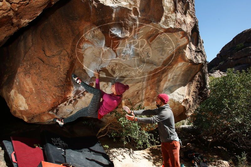 Bouldering in Hueco Tanks on 11/09/2018 with Blue Lizard Climbing and Yoga
Filename: SRM_20181109_1259500.jpg
Aperture: f/8.0
Shutter Speed: 1/250
Body: Canon EOS-1D Mark II
Lens: Canon EF 16-35mm f/2.8 L