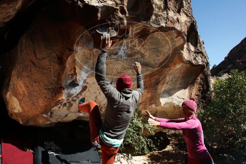 Bouldering in Hueco Tanks on 11/09/2018 with Blue Lizard Climbing and Yoga
Filename: SRM_20181109_1301430.jpg
Aperture: f/8.0
Shutter Speed: 1/250
Body: Canon EOS-1D Mark II
Lens: Canon EF 16-35mm f/2.8 L