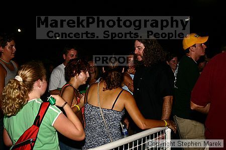 

Filename: crw_9532_std.jpg
Aperture: f/4.5
Shutter Speed: 1/100
Body: Canon EOS DIGITAL REBEL
Lens: Canon EF-S 18-55mm f/3.5-5.6