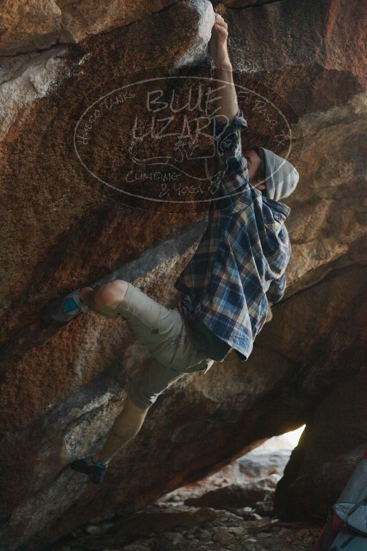 Bouldering in Hueco Tanks on 12/01/2018 with Blue Lizard Climbing and Yoga
Filename: SRM_20181201_1051120.jpg
Aperture: f/2.8
Shutter Speed: 1/250
Body: Canon EOS-1D Mark II
Lens: Canon EF 50mm f/1.8 II