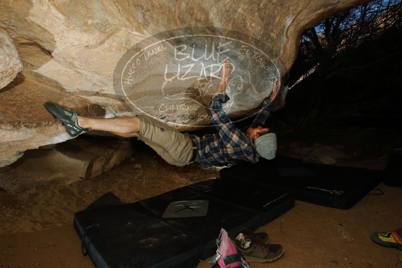 Bouldering in Hueco Tanks on 12/01/2018 with Blue Lizard Climbing and Yoga

Filename: SRM_20181201_1115200.jpg
Aperture: f/8.0
Shutter Speed: 1/250
Body: Canon EOS-1D Mark II
Lens: Canon EF 16-35mm f/2.8 L
