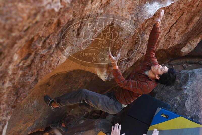 Bouldering in Hueco Tanks on 12/01/2018 with Blue Lizard Climbing and Yoga

Filename: SRM_20181201_1337000.jpg
Aperture: f/4.0
Shutter Speed: 1/400
Body: Canon EOS-1D Mark II
Lens: Canon EF 50mm f/1.8 II