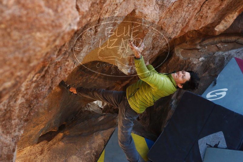 Bouldering in Hueco Tanks on 12/01/2018 with Blue Lizard Climbing and Yoga

Filename: SRM_20181201_1438060.jpg
Aperture: f/4.0
Shutter Speed: 1/250
Body: Canon EOS-1D Mark II
Lens: Canon EF 50mm f/1.8 II