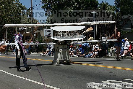 

Filename: img_9014_std.jpg
Aperture: f/8.0
Shutter Speed: 1/500
Body: Canon EOS DIGITAL REBEL
Lens: Canon EF 80-200mm f/2.8 L