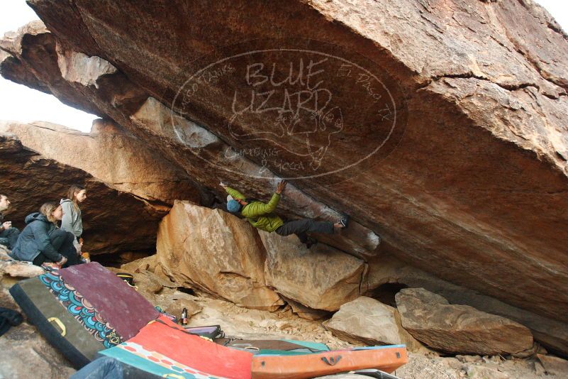 Bouldering in Hueco Tanks on 12/01/2018 with Blue Lizard Climbing and Yoga
Filename: SRM_20181201_1742030.jpg
Aperture: f/4.0
Shutter Speed: 1/250
Body: Canon EOS-1D Mark II
Lens: Canon EF 16-35mm f/2.8 L