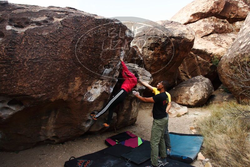 Bouldering in Hueco Tanks on 12/02/2018 with Blue Lizard Climbing and Yoga
Filename: SRM_20181202_1053160.jpg
Aperture: f/6.3
Shutter Speed: 1/250
Body: Canon EOS-1D Mark II
Lens: Canon EF 16-35mm f/2.8 L