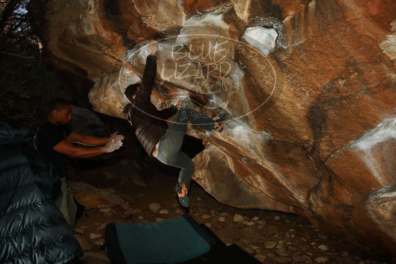 Bouldering in Hueco Tanks on 12/02/2018 with Blue Lizard Climbing and Yoga
Filename: SRM_20181202_1615190.jpg
Aperture: f/7.1
Shutter Speed: 1/250
Body: Canon EOS-1D Mark II
Lens: Canon EF 16-35mm f/2.8 L