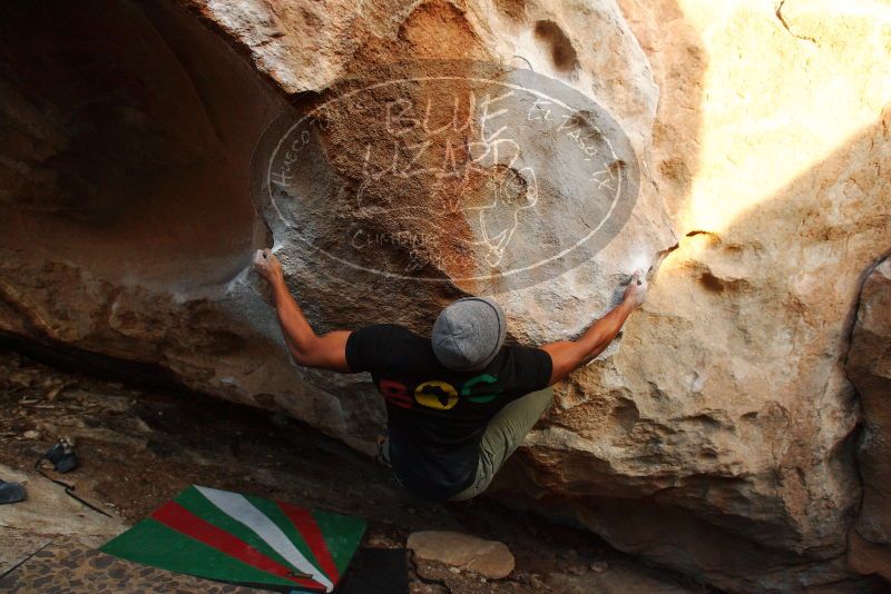 Bouldering in Hueco Tanks on 12/02/2018 with Blue Lizard Climbing and Yoga
Filename: SRM_20181202_1743190.jpg
Aperture: f/4.5
Shutter Speed: 1/200
Body: Canon EOS-1D Mark II
Lens: Canon EF 16-35mm f/2.8 L