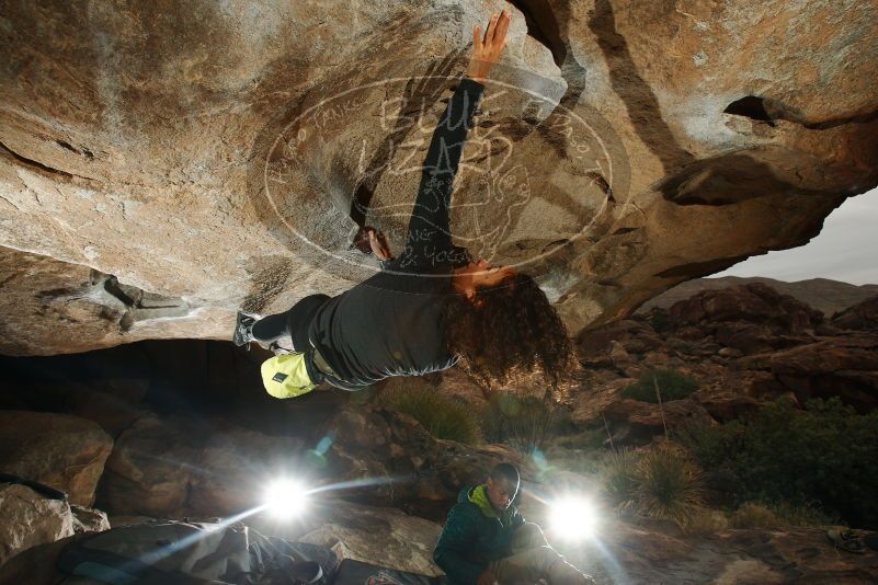 Bouldering in Hueco Tanks on 12/08/2018 with Blue Lizard Climbing and Yoga
Filename: SRM_20181208_1130180.jpg
Aperture: f/8.0
Shutter Speed: 1/250
Body: Canon EOS-1D Mark II
Lens: Canon EF 16-35mm f/2.8 L