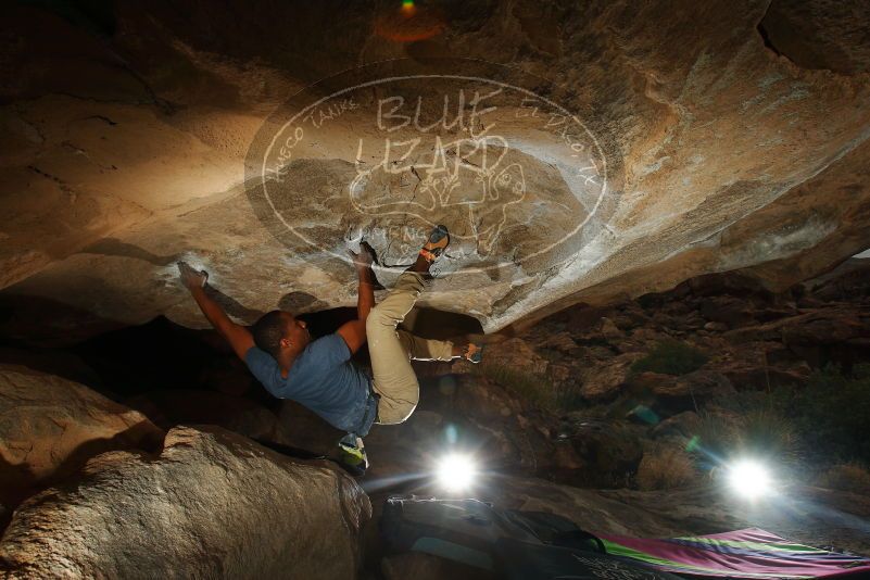 Bouldering in Hueco Tanks on 12/08/2018 with Blue Lizard Climbing and Yoga

Filename: SRM_20181208_1144380.jpg
Aperture: f/8.0
Shutter Speed: 1/250
Body: Canon EOS-1D Mark II
Lens: Canon EF 16-35mm f/2.8 L