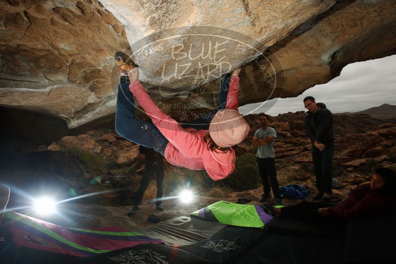 Bouldering in Hueco Tanks on 12/08/2018 with Blue Lizard Climbing and Yoga
Filename: SRM_20181208_1255160.jpg
Aperture: f/8.0
Shutter Speed: 1/200
Body: Canon EOS-1D Mark II
Lens: Canon EF 16-35mm f/2.8 L
