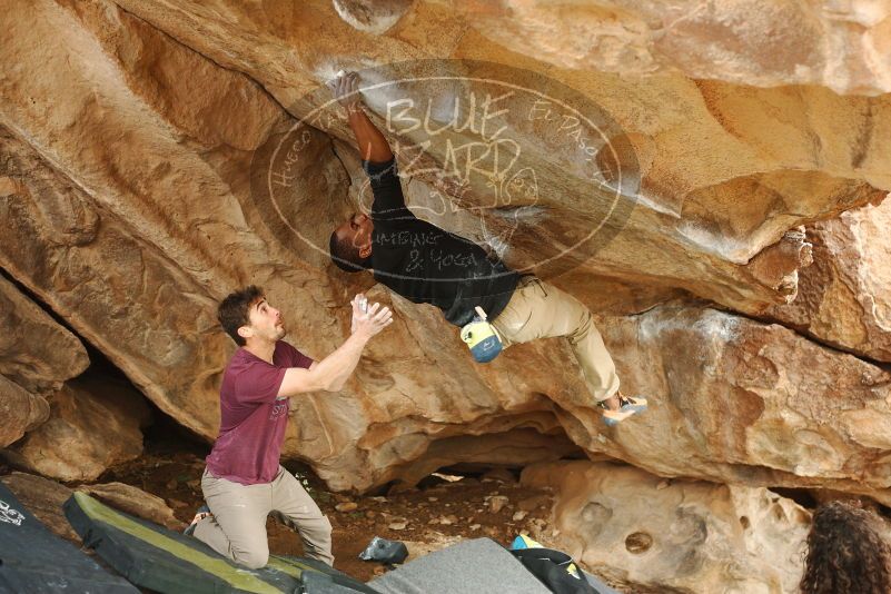Bouldering in Hueco Tanks on 12/08/2018 with Blue Lizard Climbing and Yoga

Filename: SRM_20181208_1428171.jpg
Aperture: f/3.2
Shutter Speed: 1/250
Body: Canon EOS-1D Mark II
Lens: Canon EF 50mm f/1.8 II
